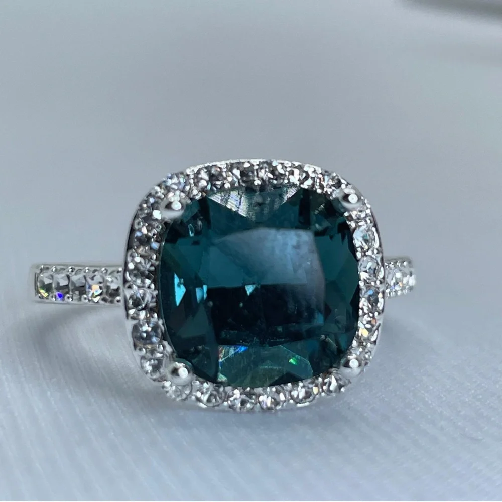 London Blue Swarovski Crystal Cushion Cut Halo Ring Silver Teal Statement Sz 8 - Picture 8 of 8